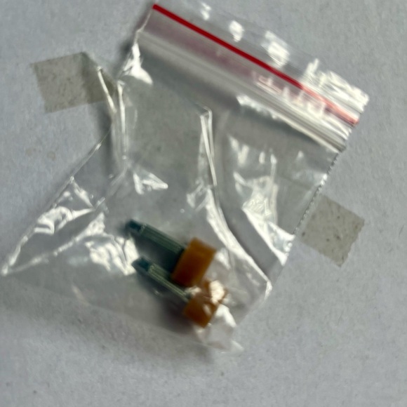 Badgley Mischka Platino Metallic Mesh Dressy Evening Heel Sz: 7.5M w/Box - Picture 8 of 12